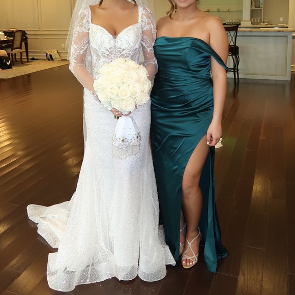 SOFT SATIN OPTIONAL SHOULDER GOWN - Cinderella Divine - Picture 3 of 8